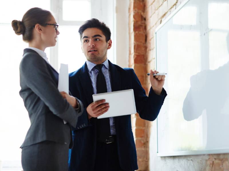 Praktik Terbaik untuk Training Karyawan yang Efektif